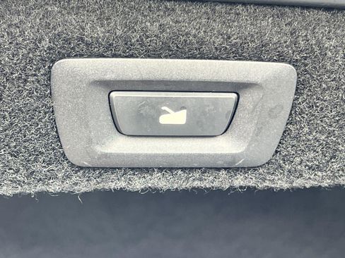 Used 2023 Lucid Air Touring image 20