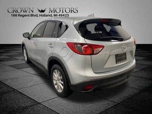 Used 2016 MAZDA CX-5 Touring image 4