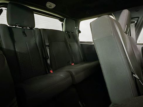 Used 2017 Ford Expedition XLT image 31
