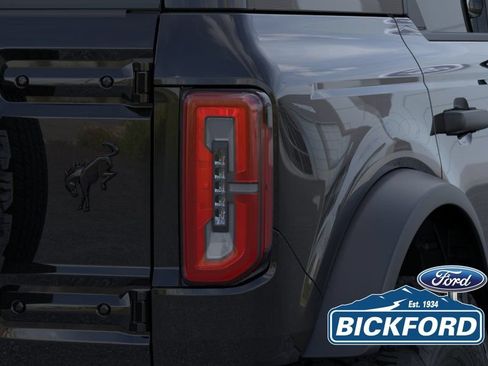 New 2026 Ford Bronco Badlands w/ Black Appearance Package AWD/4WD image 23