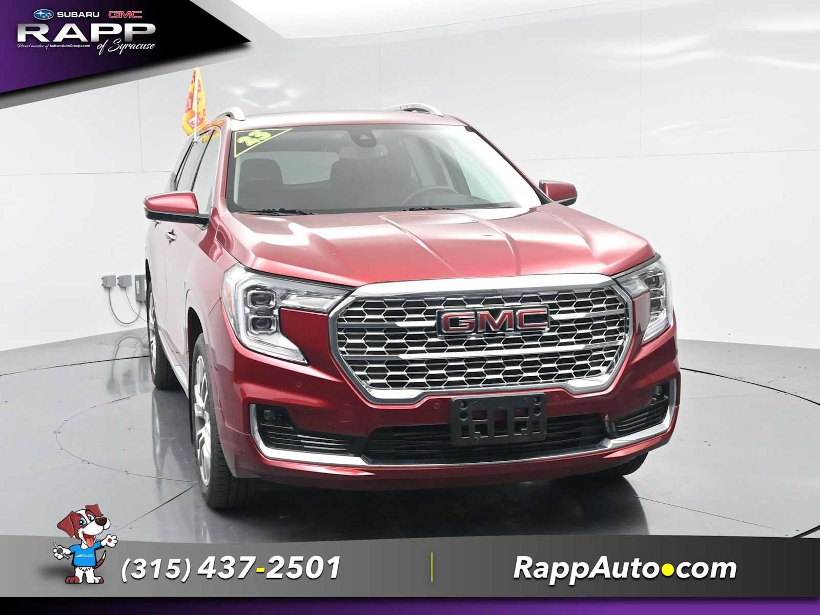Used 2023 GMC Terrain Denali AWD/4WD image 2
