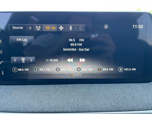 Certified 2025 Nissan Kicks SV w/ SV Premium Package FWD image 18