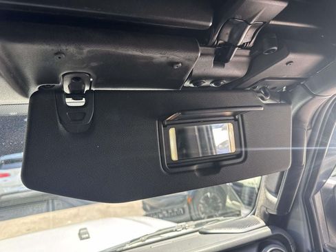 Used 2022 Jeep Wrangler Unlimited Sport AWD/4WD image 28