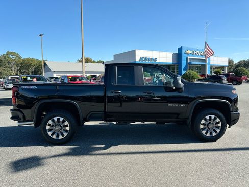 New 2026 Chevrolet Silverado 2500 Custom w/ Custom Value Package image 3