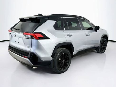 Used 2025 Toyota RAV4 XSE AWD/4WD image 25