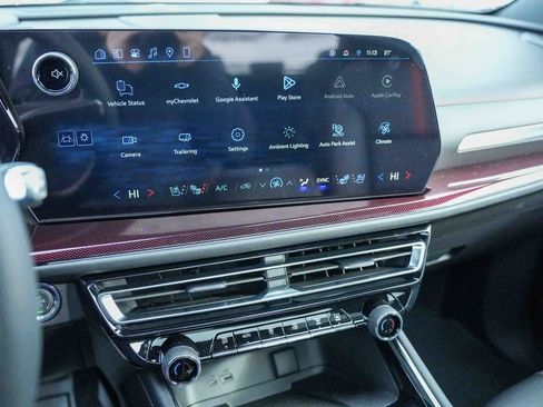 Used 2026 Chevrolet Traverse RS image 41