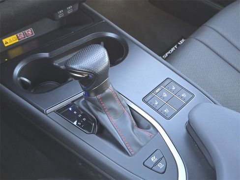 Used 2023 Lexus UX 250h F Sport image 21