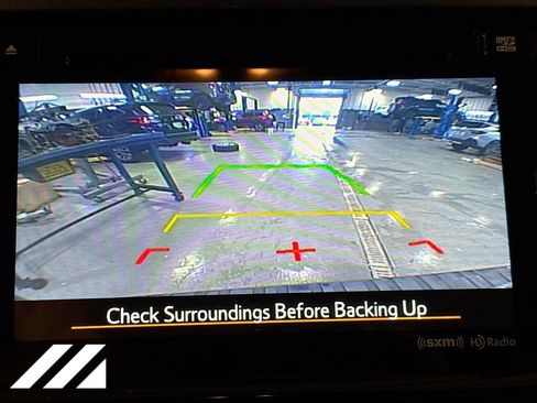 Used 2018 Subaru Forester 2.5i Touring w/ Popular Package #2 AWD/4WD image 16