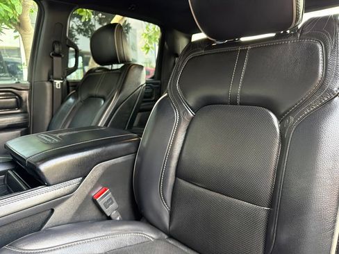 Used 2022 RAM 1500 Limited w/ Body Color Bumper Group AWD/4WD image 3