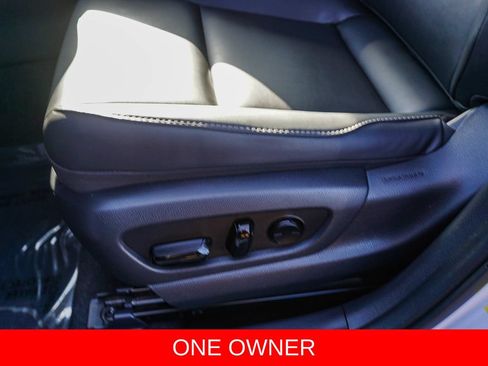 Used 2024 Lexus UX 250h FWD image 19