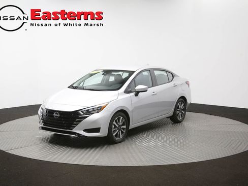Used 2025 Nissan Versa SV FWD image 54