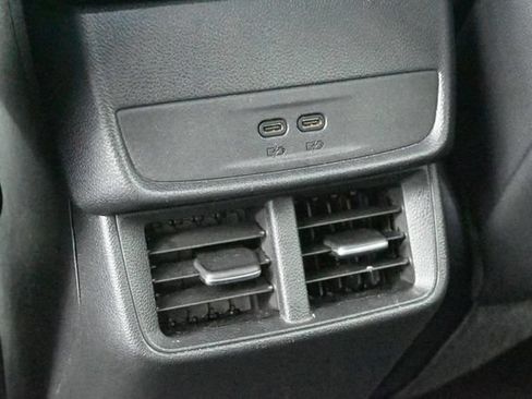 Used 2025 Chevrolet Equinox LT w/ Convenience Package II FWD image 28
