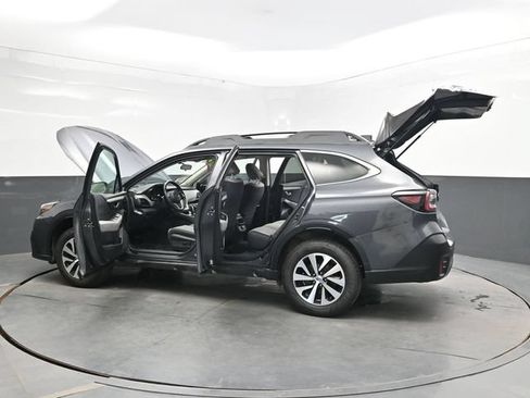 Used 2021 Subaru Outback Premium AWD/4WD image 42
