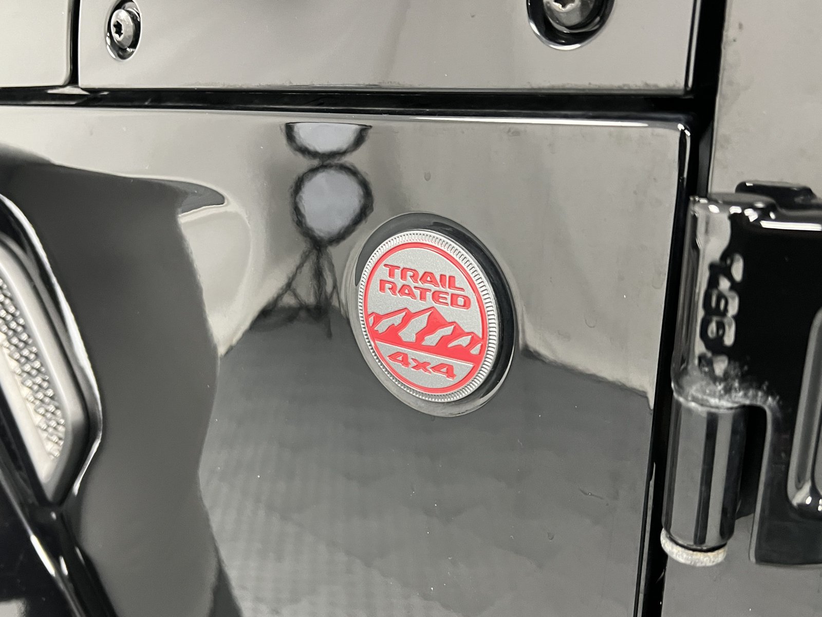 Used 2020 Jeep Gladiator Rubicon AWD/4WD image 13