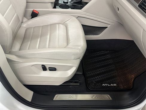 Used 2019 Volkswagen Atlas SEL Premium image 46
