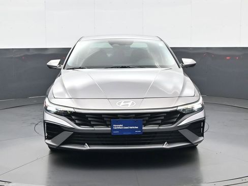 Certified 2024 Hyundai Elantra SEL image 2
