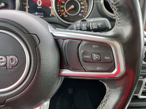 Used 2022 Jeep Wrangler Unlimited Sahara w/ Cold Weather Group AWD/4WD image 30
