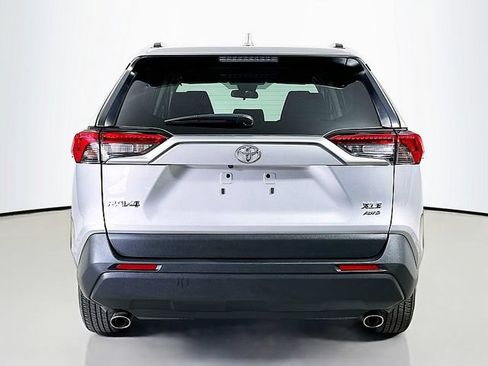 Used 2025 Toyota RAV4 XLE AWD/4WD image 6