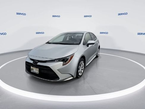 Used 2023 Toyota Corolla LE image 4