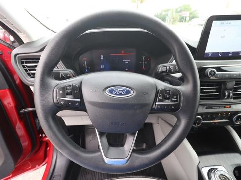 Certified 2025 Ford Escape Active FWD image 16