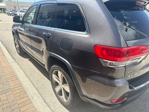 Used 2016 Jeep Grand Cherokee Limited AWD/4WD image 11
