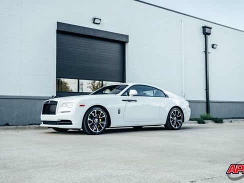 Used 2019 Rolls-Royce Wraith RWD image 65