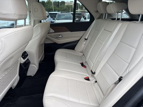 Used 2022 Mercedes-Benz GLE 350 4MATIC image 6
