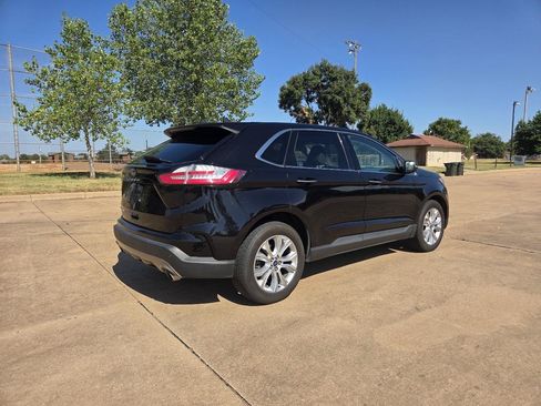Used 2021 Ford Edge Titanium FWD image 28