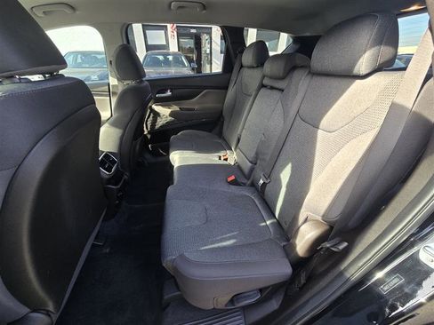 Used 2019 Hyundai Santa Fe SE image 29