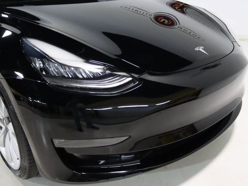 Used 2018 Tesla Model 3 Long Range image 23