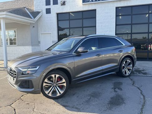 Used 2019 Audi Q8 Premium Plus AWD/4WD image 4