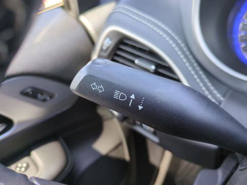 Used 2021 Chrysler Pacifica Touring-L w/ Uconnect Theater Family Group AWD/4WD image 26