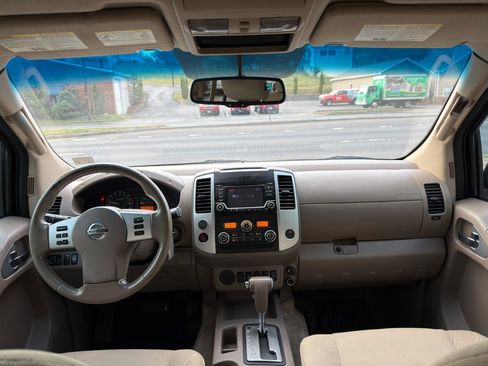 Used 2017 Nissan Frontier SV w/ SV Value Truck Package image 17