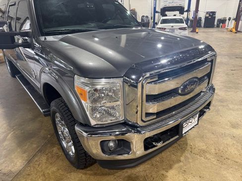 Used 2013 Ford F250 Lariat w/ Lariat Ultimate Pkg AWD/4WD image 16