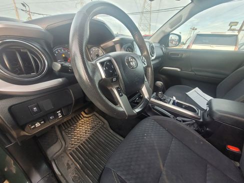Used 2021 Toyota Tacoma SR5 w/ Trail Edition RWD image 13