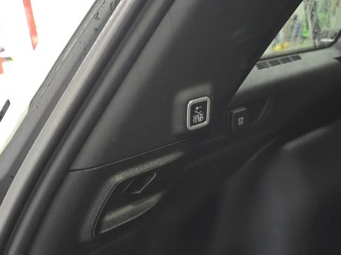 Used 2024 Jeep Grand Cherokee Limited image 26