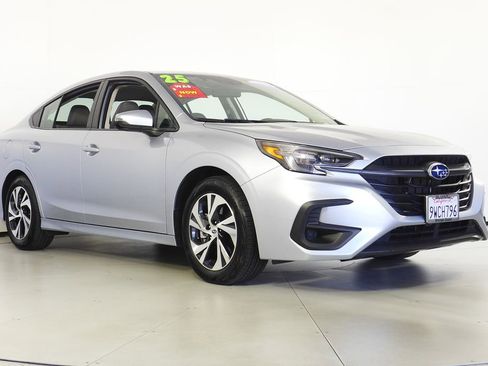 Used 2025 Subaru Legacy Premium AWD/4WD image 4