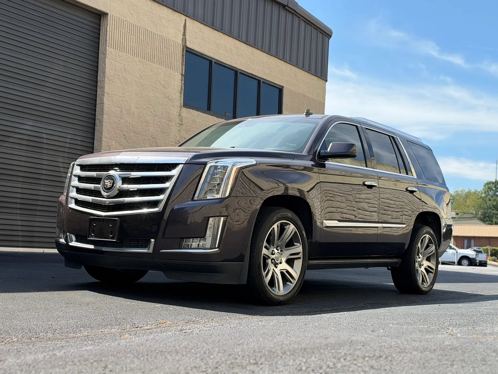 Used 2015 Cadillac Escalade Premium RWD image 47