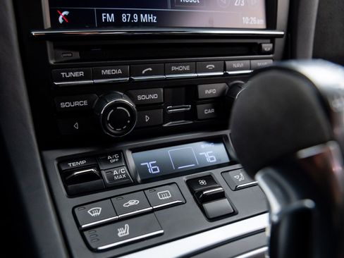 Used 2015 Porsche 911 GT3 image 21