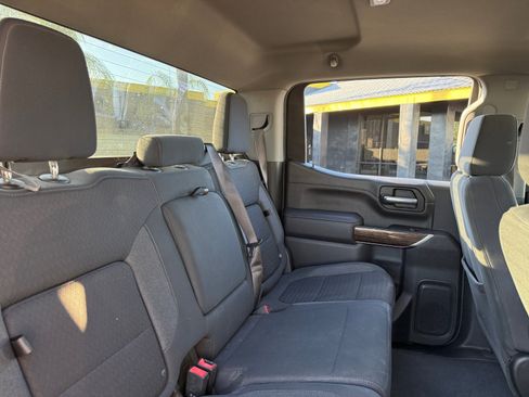 Used 2022 GMC Sierra 1500 Elevation image 18