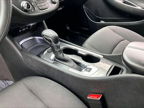 Used 2025 Chevrolet Malibu LT image 15