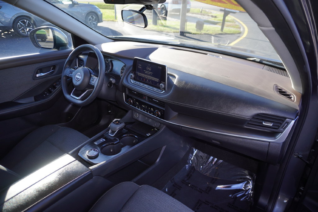 Used 2023 Nissan Rogue SV AWD/4WD image 27