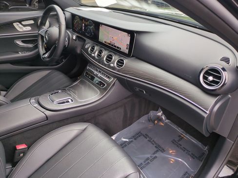 Used 2023 Mercedes-Benz E 350 Sedan image 37