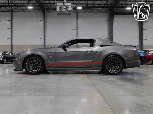 Used 2014 Ford Mustang Shelby GT500 w/ Equipment Group 821A image 21