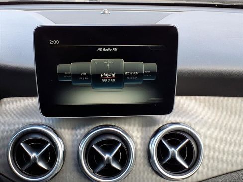 Used 2019 Mercedes-Benz GLA 250 GLA 250 4MATIC image 25