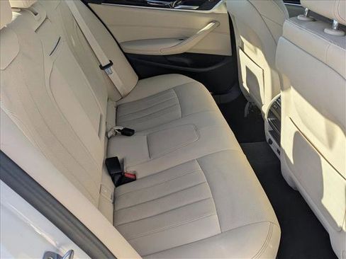 Used 2023 BMW 530i xDrive w/ Convenience Package image 21