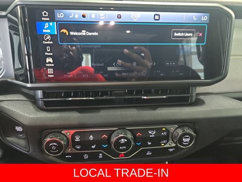 Used 2024 Jeep Gladiator Sport AWD/4WD image 23