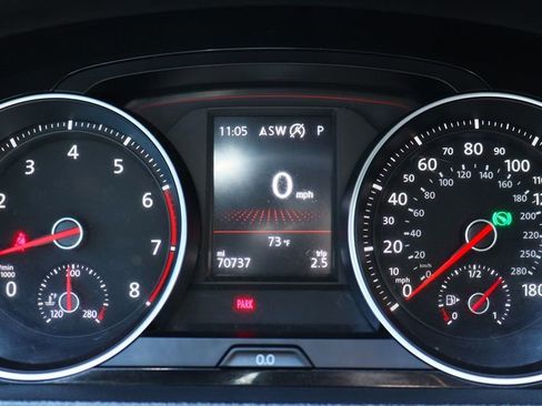 Used 2019 Volkswagen GTI SE w/ SE Experience Package image 43