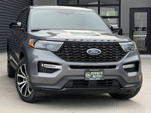 Used 2022 Ford Explorer ST AWD/4WD image 5