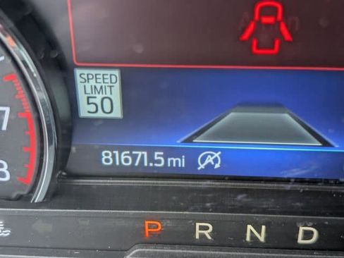 Used 2020 Ford Explorer XLT w/ Equipment Group 202A image 13